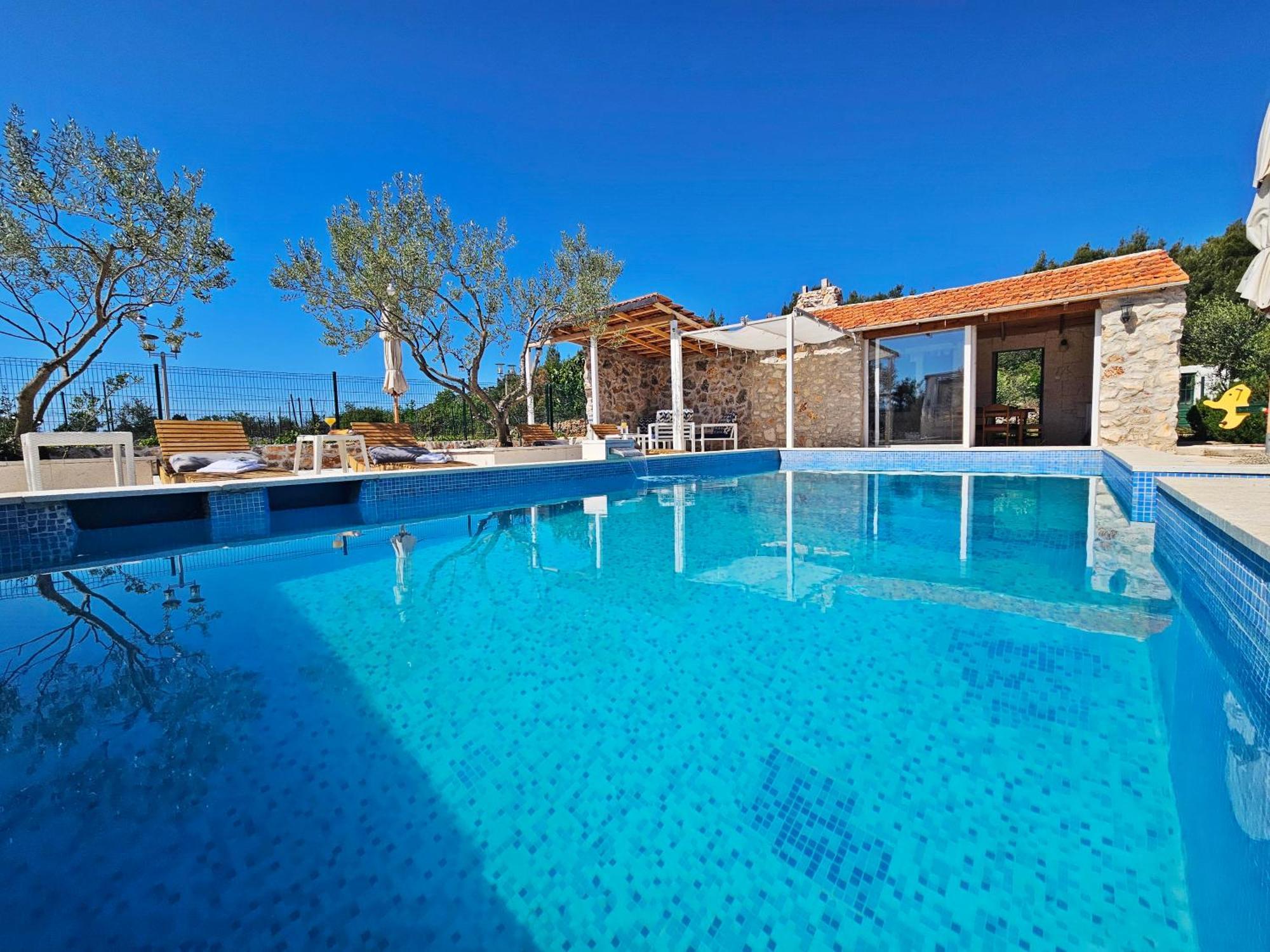 Вілла Flamingo - House With Private Pool Gornji Seget Екстер'єр фото