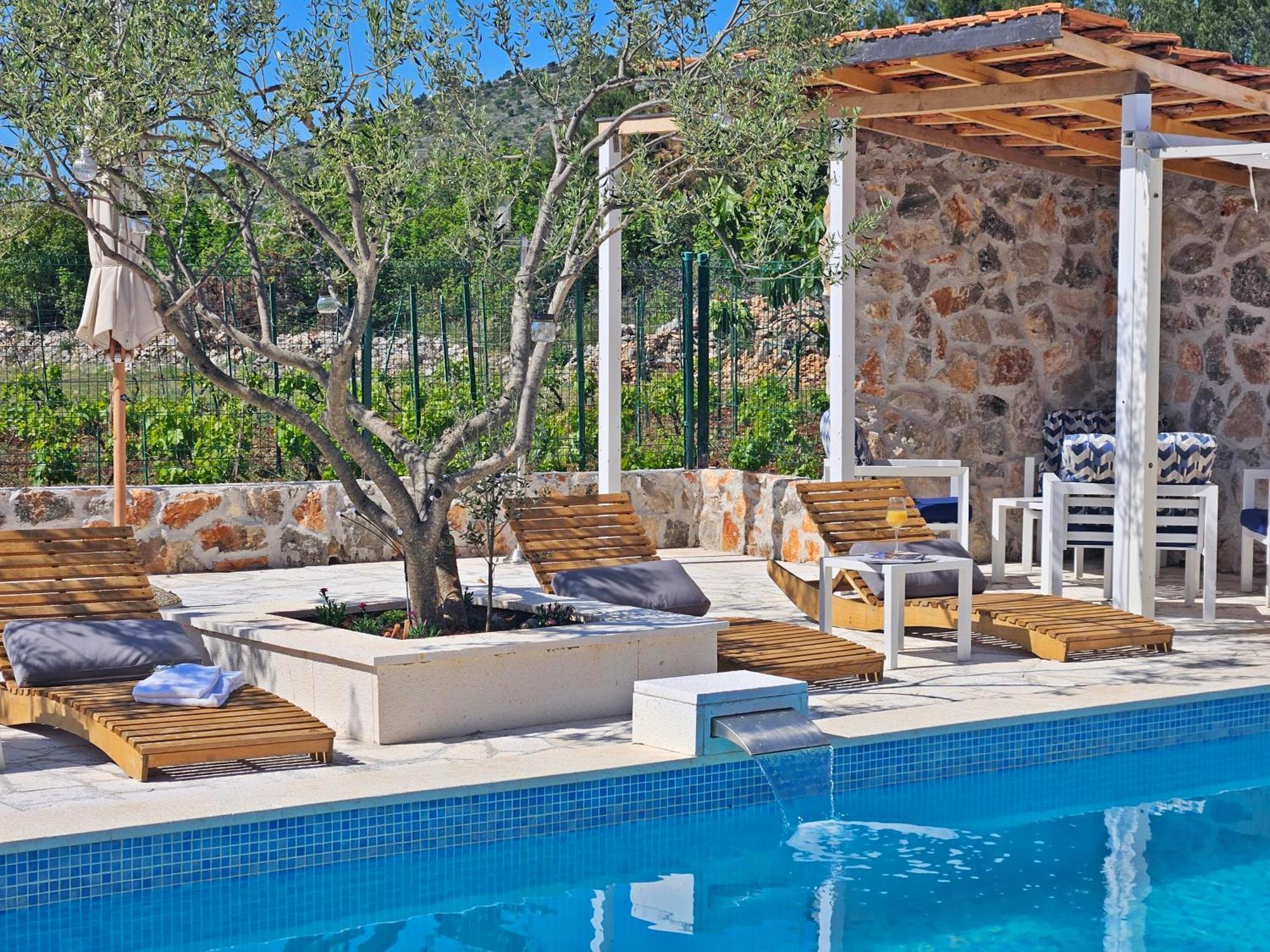 Вілла Flamingo - House With Private Pool Gornji Seget Екстер'єр фото